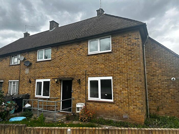 Apartment To Rent In Maldon Road, Great Baddow, Chelmsford, CM2