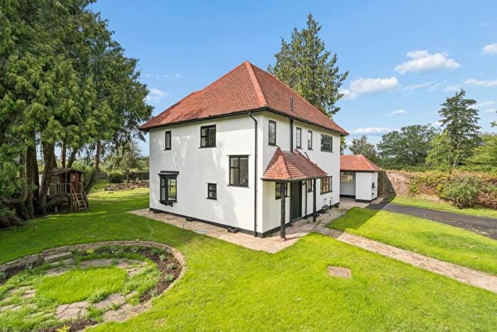 5 Bedroom Detached House To Rent In Loudwater Lane, Rickmansworth, WD3
