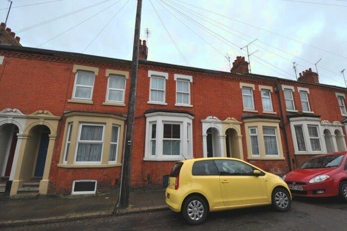 1 Bedroom Flat To Rent In Manfield Road, Northampton, NN1
