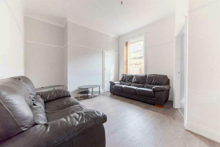 4 Bedroom Terraced House To Rent In £pppw - Cardigan Terrace, Heaton, NE6