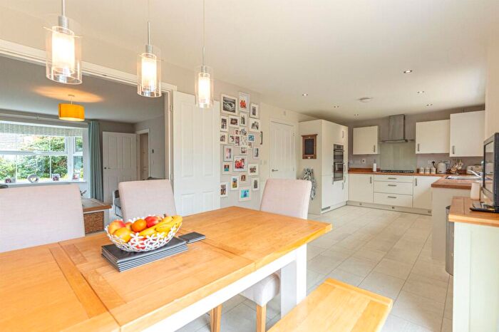 4 Bedroom Detached House For Sale In Bremridge Close, Barford, Warwick, Warwickshire, CV35