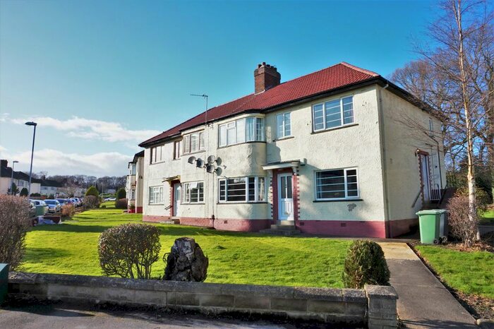 2 Bedroom Flat To Rent In Redesdale Gardens, Adel, Leeds, LS16