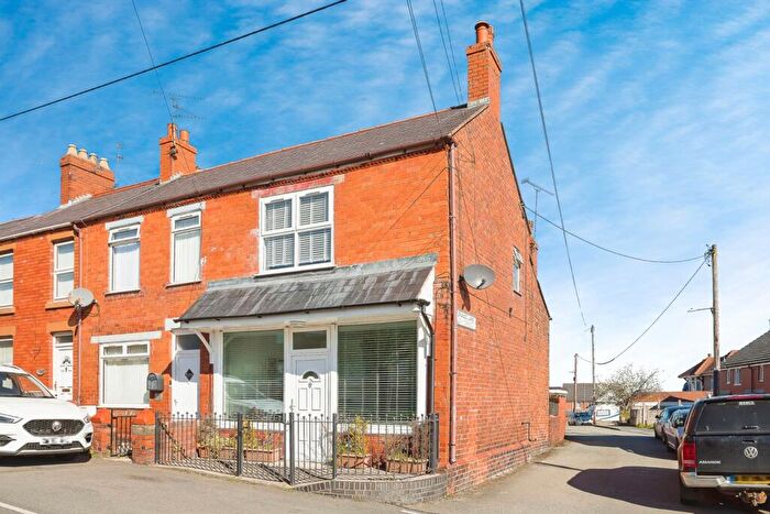 3 Bedroom End Of Terrace House For Sale In Grango Lane, Ponciau, Wrexham, LL14