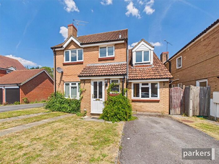 4 Bedroom Detached House For Sale In Egremont Drive, Lower Earley, Reading, Berkshire, RG6
