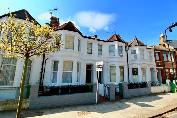 Studio To Rent In Sumatra Road, NW6