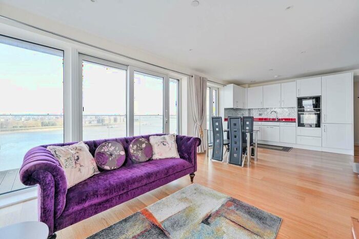 2 Bedroom Flat To Rent In Norton House, Woolwich Riverside, London, SE18
