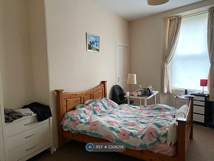1 Bedroom Flat To Rent In Dudhope Street, Dundee, DD1
