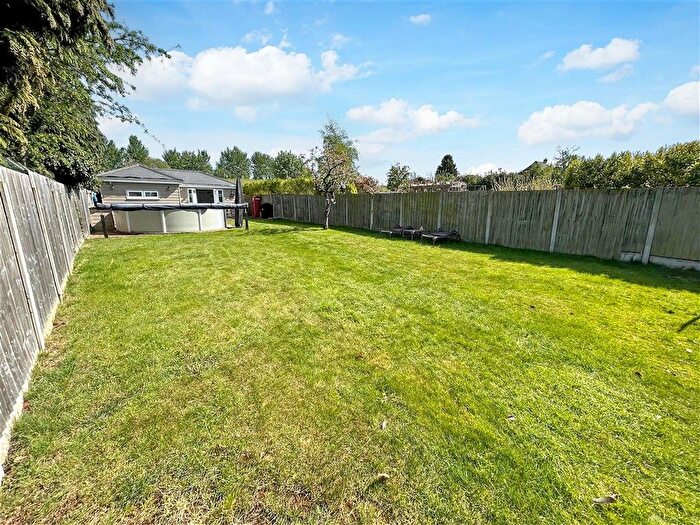 4 Bedroom Detached House For Sale In Lower Hartlip Road, Hartlip, Sittingbourne, Kent, ME9