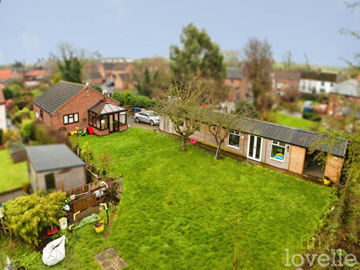 2 Bedroom Detached Bungalow For Sale In Poplar Lane, Corringham, DN21