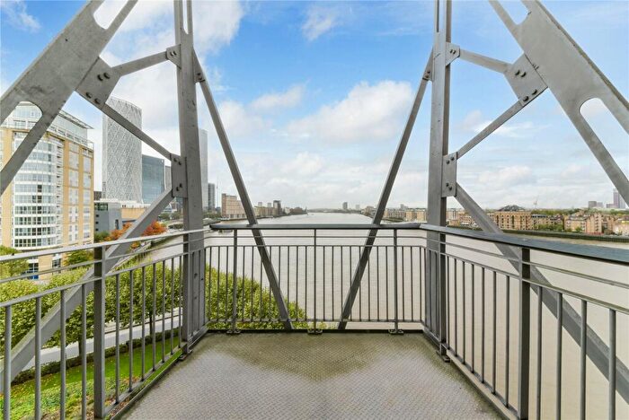 2 Bedroom Apartment To Rent In Dundee Wharf, Three Colt Street, London, E14