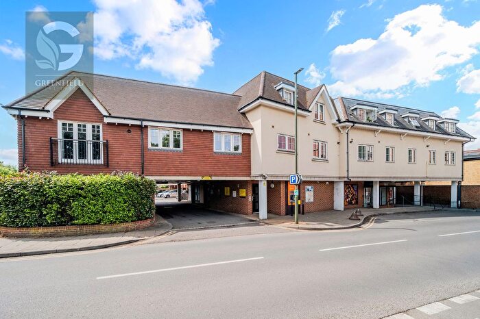 2 Bedroom Flat To Rent In Cheam Road, Epsom, KT17