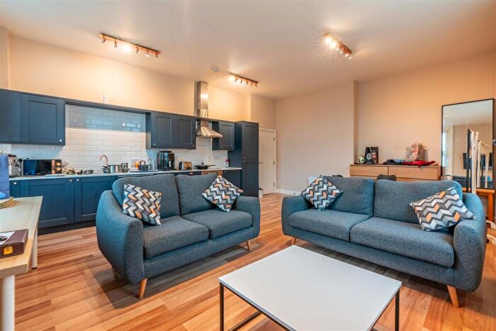 2 Bedroom Apartment To Rent In Northumberland Street, City Centre, NE1