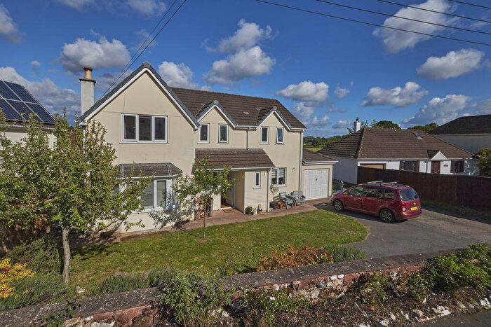 4 Bedroom Detached House For Sale In Kennford, Exeter, EX6