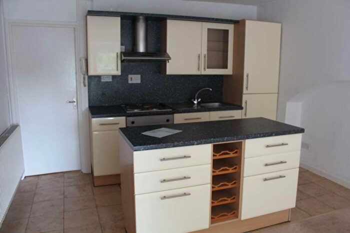 1 Bedroom Flat To Rent In Eastgrove, Roath, Cardiff, CF24