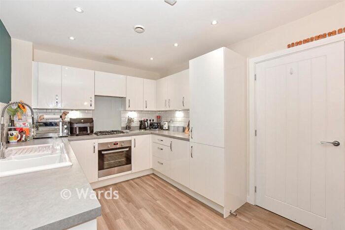 3 Bedroom Semi Detached House For Sale In Fairall Close, Harrietsham, Maidstone, Kent, ME17