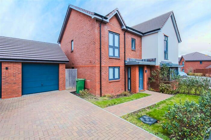 3 Bedroom Semi-Detached House For Sale In Eastlake, Tadpole Garden Village, Swindon, SN25