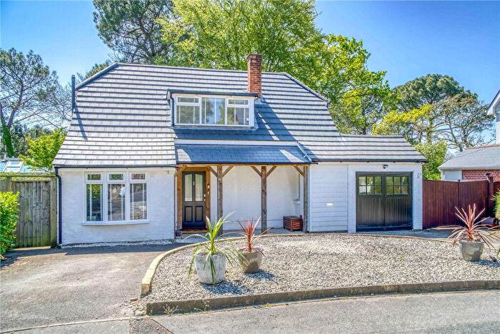 4 Bedroom Detached House For Sale In Invercyde Road, Lower Parkstone, Poole, BH14