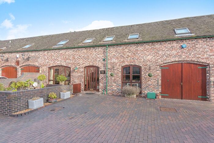 2 Bedroom Barn Conversion For Sale In Crown Wheel Barn, Mill Lane, Little Aston, WS9