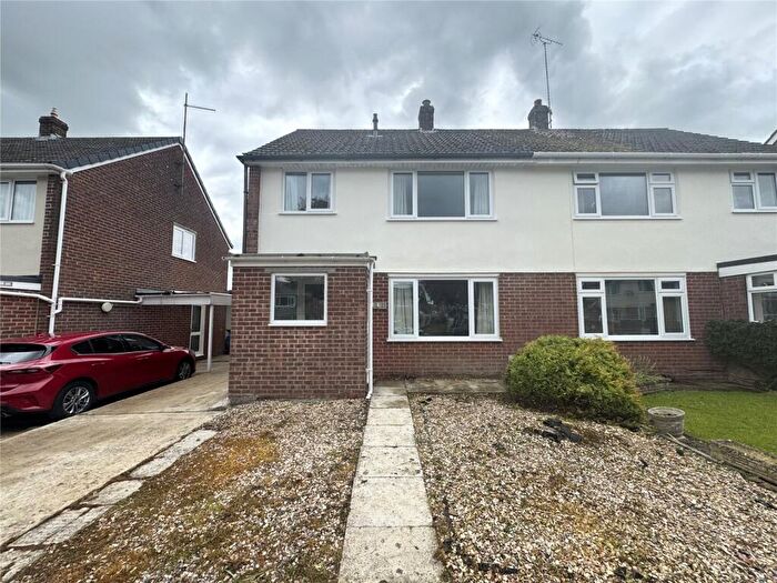 3 Bedroom Semi-Detached House To Rent In Norris Close, Chiseldon, Swindon, Wiltshire, SN4