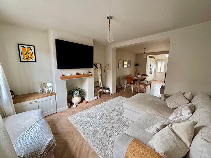 2 Bedroom Terraced House To Rent In Buxton Road, Macclesfield, SK11