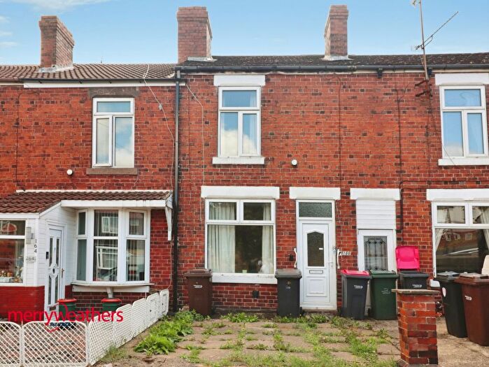 2 Bedroom Terraced House For Sale In Hill Top Lane, Kimberworth, Rotherham., S61