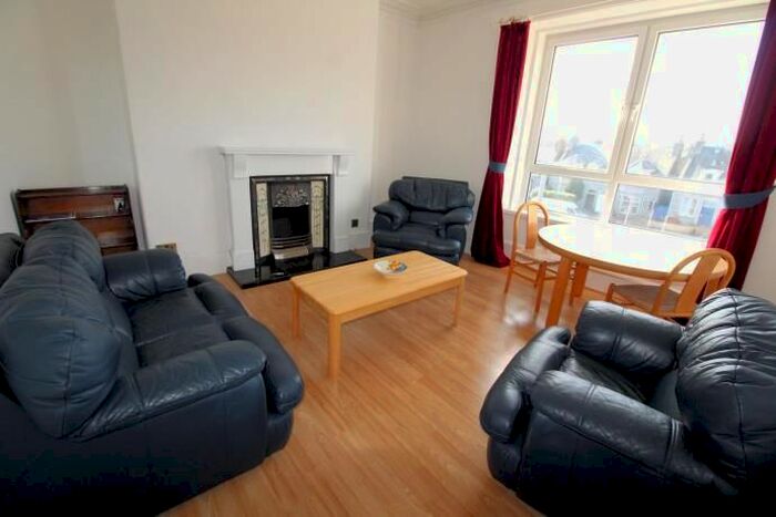 2 Bedroom Flat To Rent In Elmbank Terrace, Aberdeen, AB24