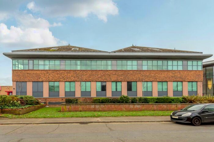 Apartment To Rent In Slough, Berkshire, SL1