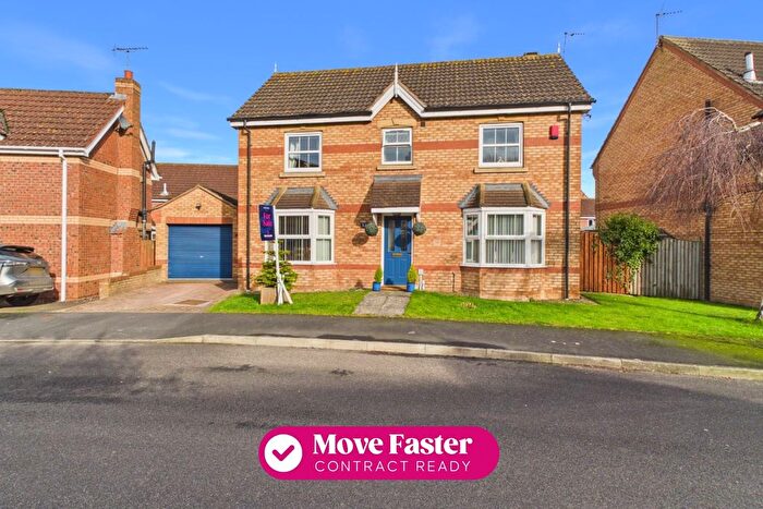 4 Bedroom Detached House For Sale In St. Annes Walk, Driffield, YO25