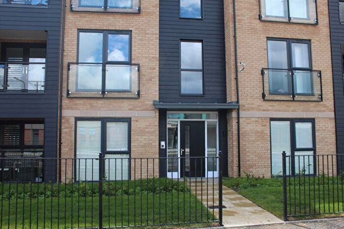 1 Bedroom Flat To Rent In Fullers Meadow Development In Wantage - Modern First Floor Apartment, OX12