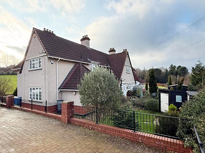 2 Bedroom Cottage To Rent In Dale Hall Lane, Ipswich, Suffolk, IP1