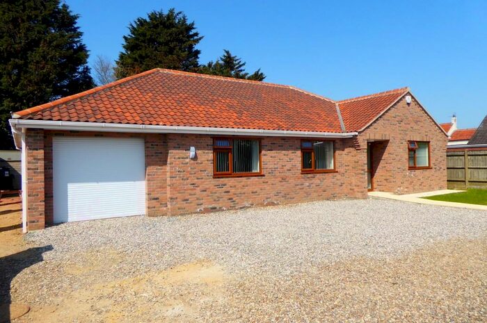 3 Bedroom Detached Bungalow To Rent In Beach Road, Scratby, NR29