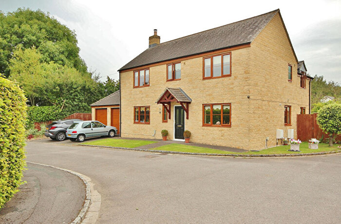 4 Bedroom Detached House For Sale In Moat Close, Brize Norton, OX18