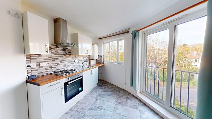 2 Bedroom Flat To Rent In Shanklin Road, Hanover, Brighton, BN2