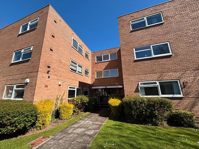 2 Bedroom Flat To Rent In Chetwynd Road, Prenton, CH43