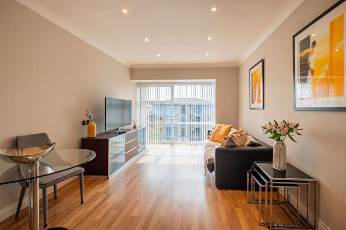 2 Bedroom Apartment For Sale In Hollinshead House, Bailey Avenue, Lytham St Annes, FY8