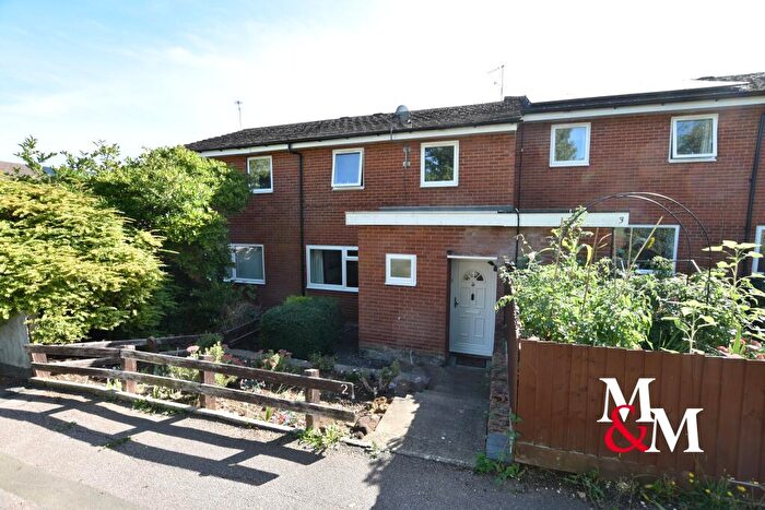 3 Bedroom Terraced House To Rent In Corbet Square, LU7