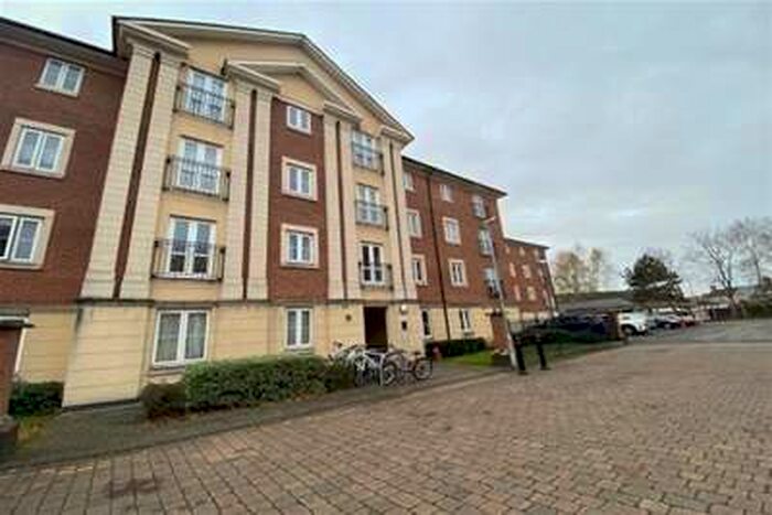 2 Bedroom Flat To Rent In Brunel Crescent, SN2