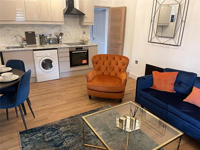 1 Bedroom Apartment To Rent In Billing Road, Northampton, Northamptonshire, NN1