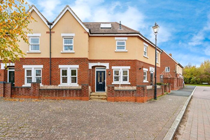 2 Bedroom Apartment For Sale In Hebbes Close, Kempston, Bedford, MK42