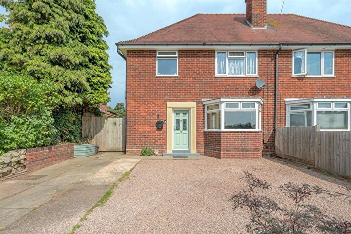 3 Bedroom Semi-Detached House For Sale In Shenstone Avenue, Norton, Stourbridge, DY8