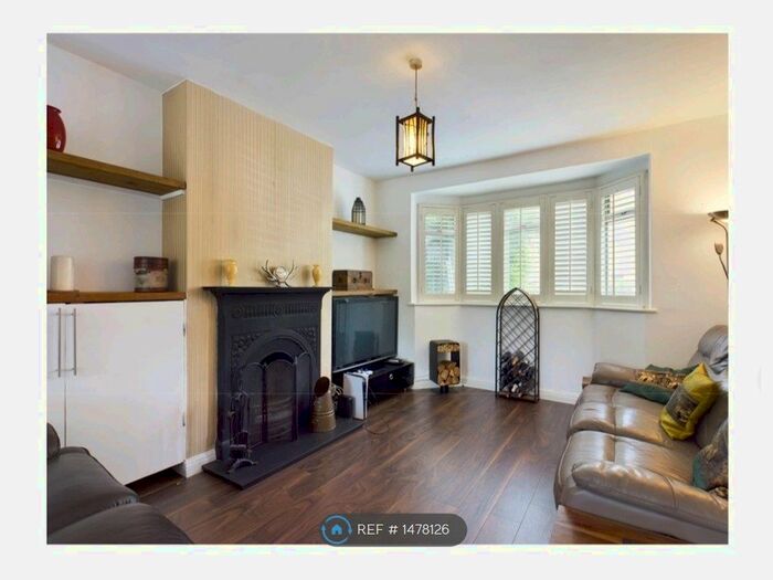 3 Bedroom Terraced House To Rent In Ronver Road, London, SE12