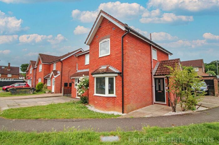 2 Bedroom Semi Detached House For Sale In Burnley Close, Watford, WD19