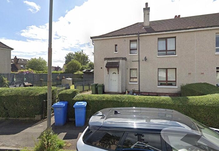 3 Bedroom Cottage To Rent In Neilsland Oval, Pollok, Glasgow, G53