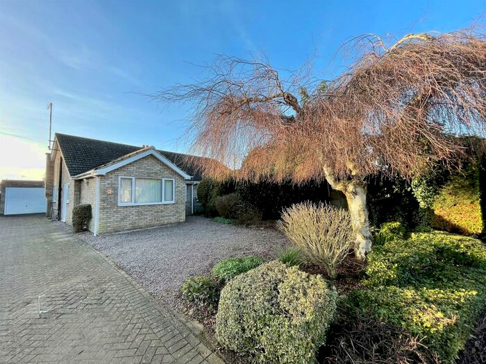 2 Bedroom Semi-Detached Bungalow For Sale In West End Road, Maxey, Peterborough, PE6