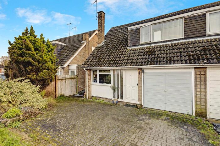 3 Bedroom Semi Detached House For Sale In Wantage Close, Hackleton, Northampton, NN7