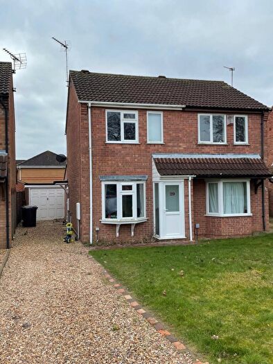 2 Bedroom Semi-Detached House To Rent In Sandhurst Crescent, Sleaford, NG34