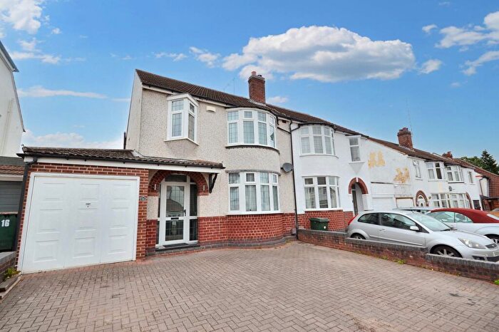 3 Bedroom Semi Detached House To Rent In Salisbury Avenue, Styvechale, Coventry, West Midlands, CV3