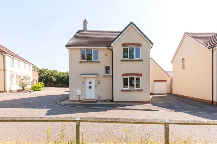 4 Bedroom Detached House For Sale In Medlar Close, Bristol, BS10