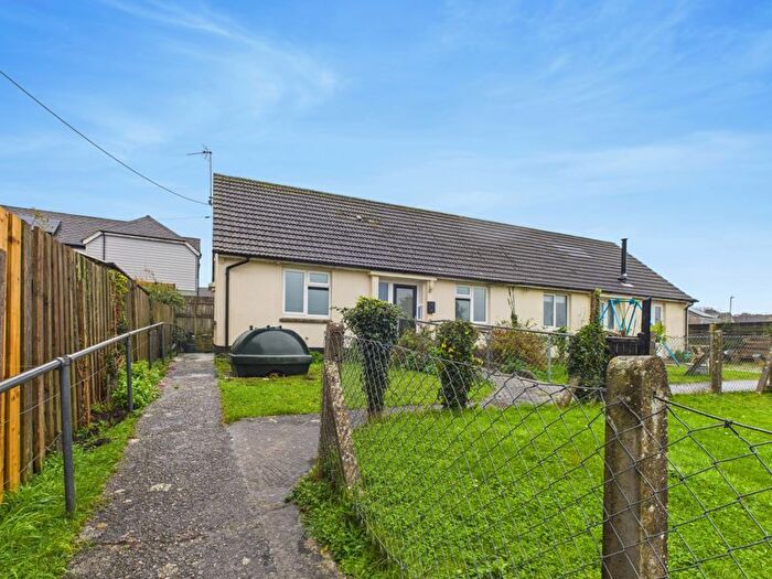 2 Bedroom Bungalow For Sale In Goldsithney, Penzance, TR20