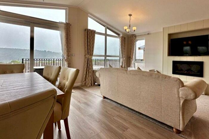 2 Bedroom Lodge For Sale In , Valley View Park, Blakeney, Forest Of Dean, Gloucestershire, GL15